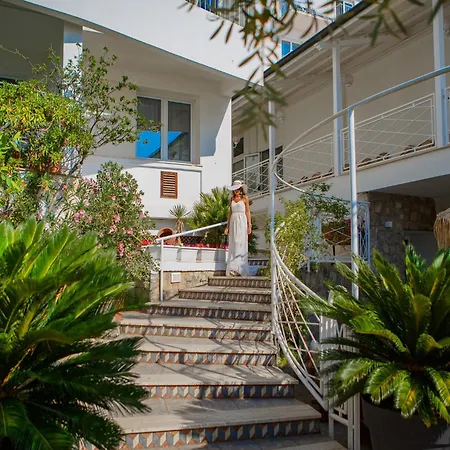 Hotel Kalura