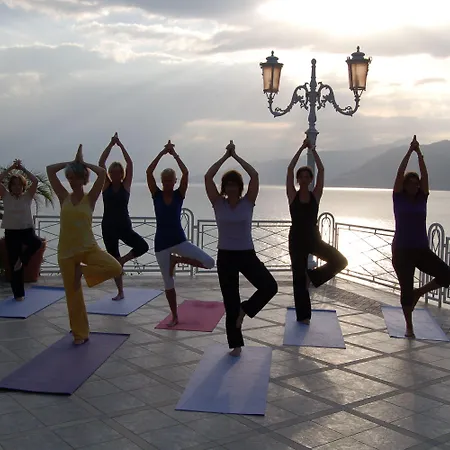 Hotell Kalura Cefalù